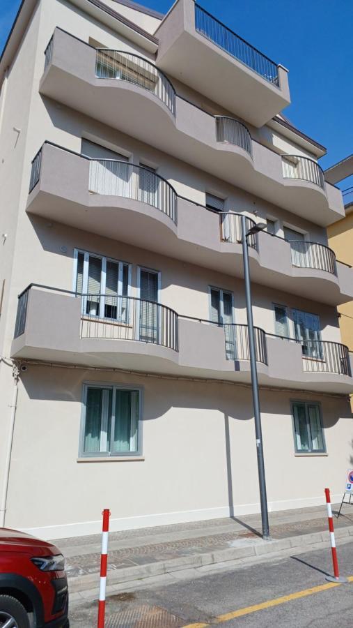 Ca Sottomarina Gli Appartamenti In Centro Apartsuite Экстерьер фото